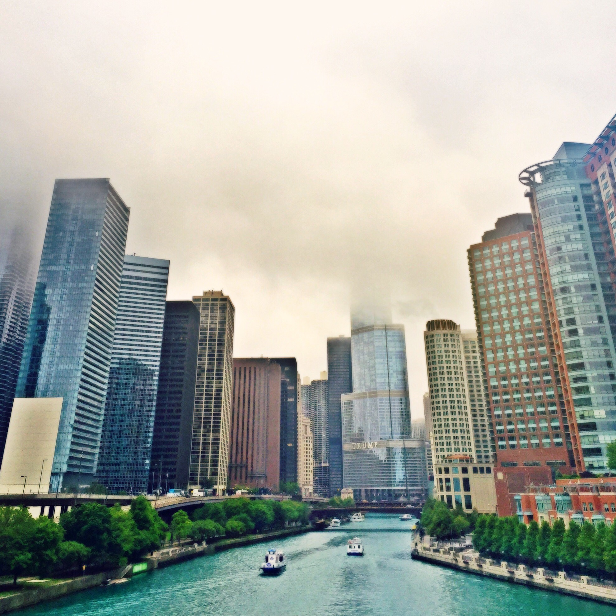 Chicago River on a dreary day