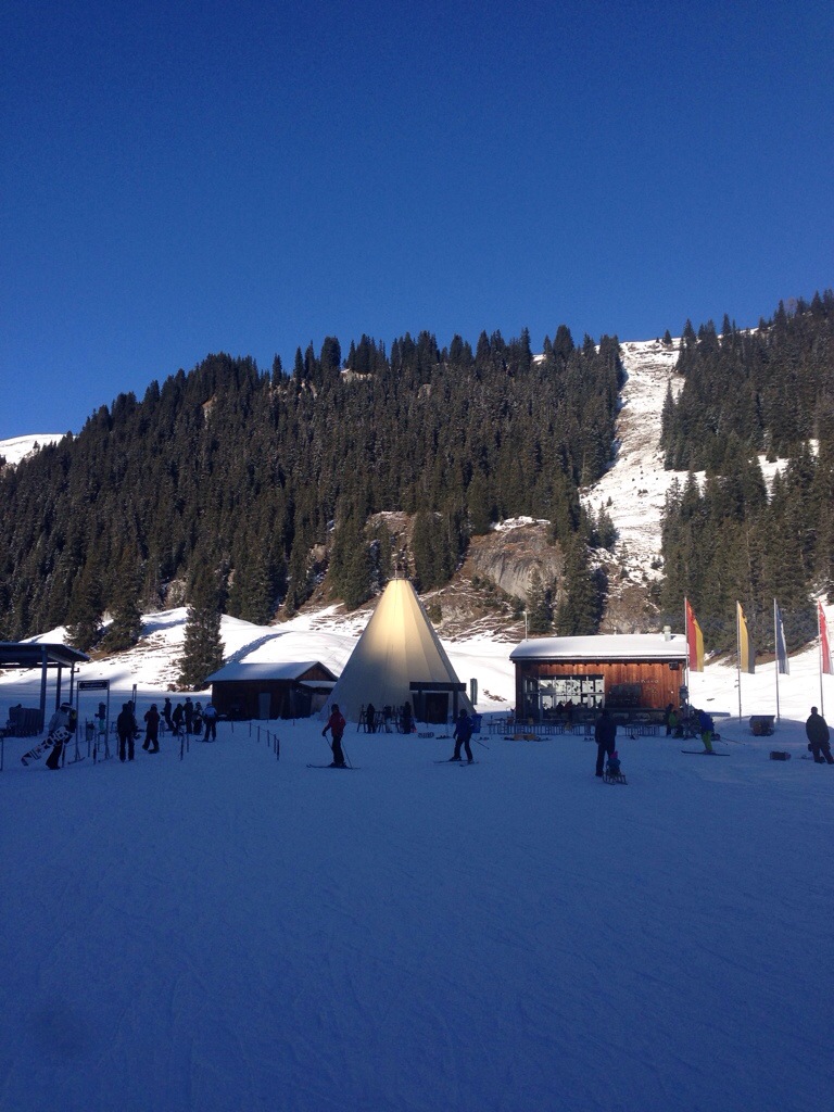 La Vacca - Tepee Style Restaurant in the Swiss Alps